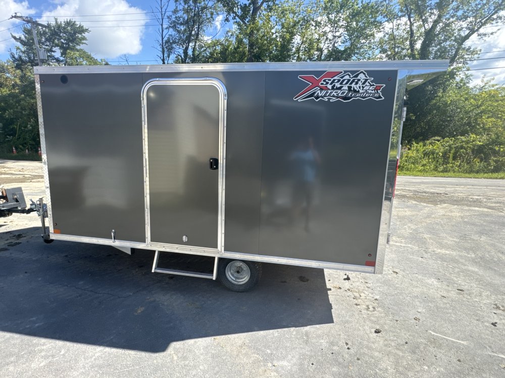 101"x12' nitro Snowmobile trailer