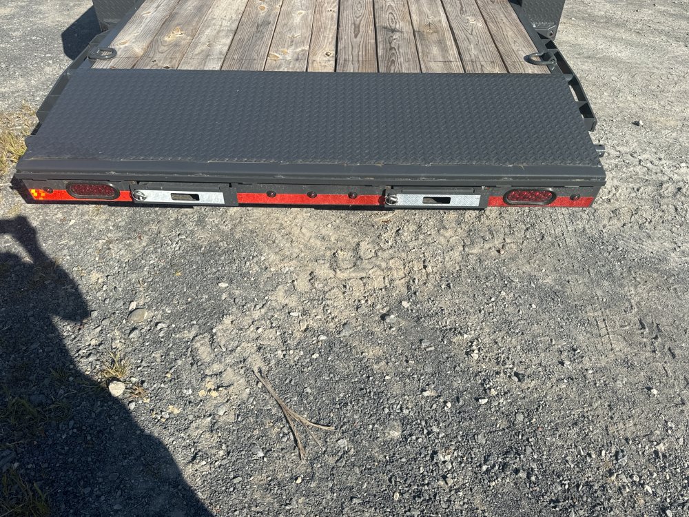 83"x20' lamer Flatbed Car Hauler
