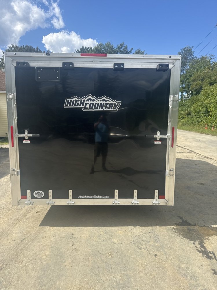 8' 6"x16' Xpress Enclosed Cargo