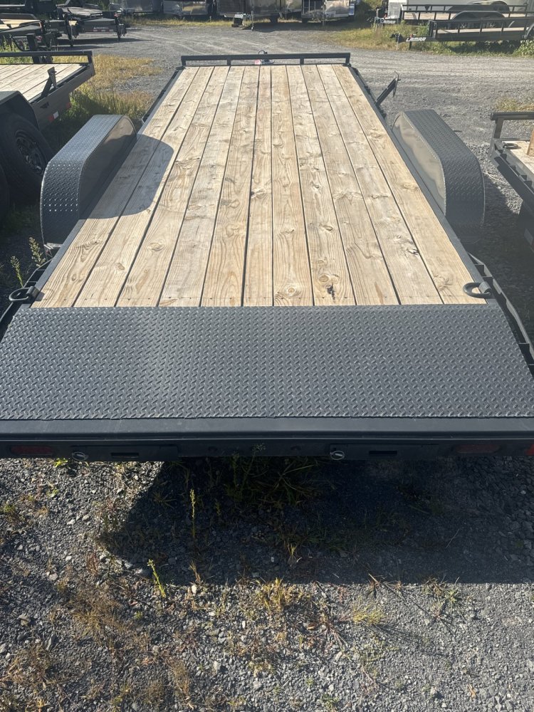 83"x20' lamer Flatbed Car Hauler