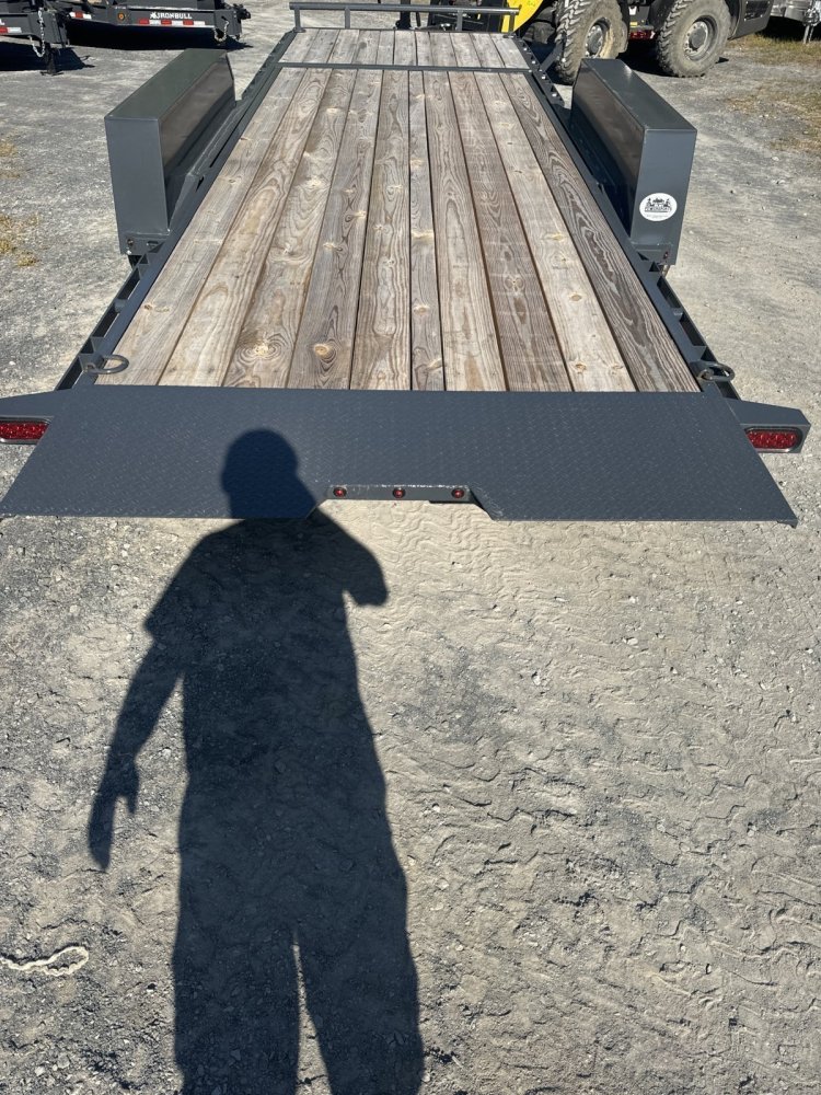 83"x22' lamer Equipment