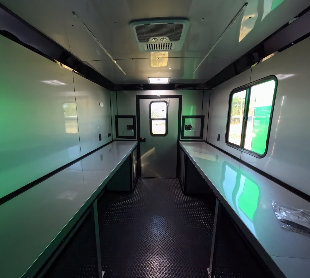 7'x12' Quality Cargo Fiber Splicing Trailer