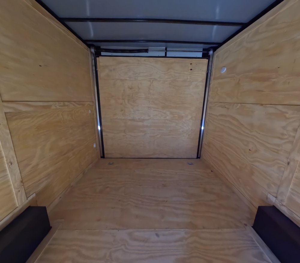 8' 5"x22' Quality Cargo Enclosed Cargo