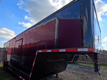 8.5'x32' Quality Cargo Enclosed Car Hauler