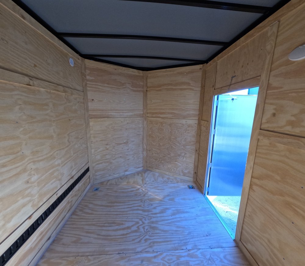 7'x Quality Cargo Enclosed Cargo