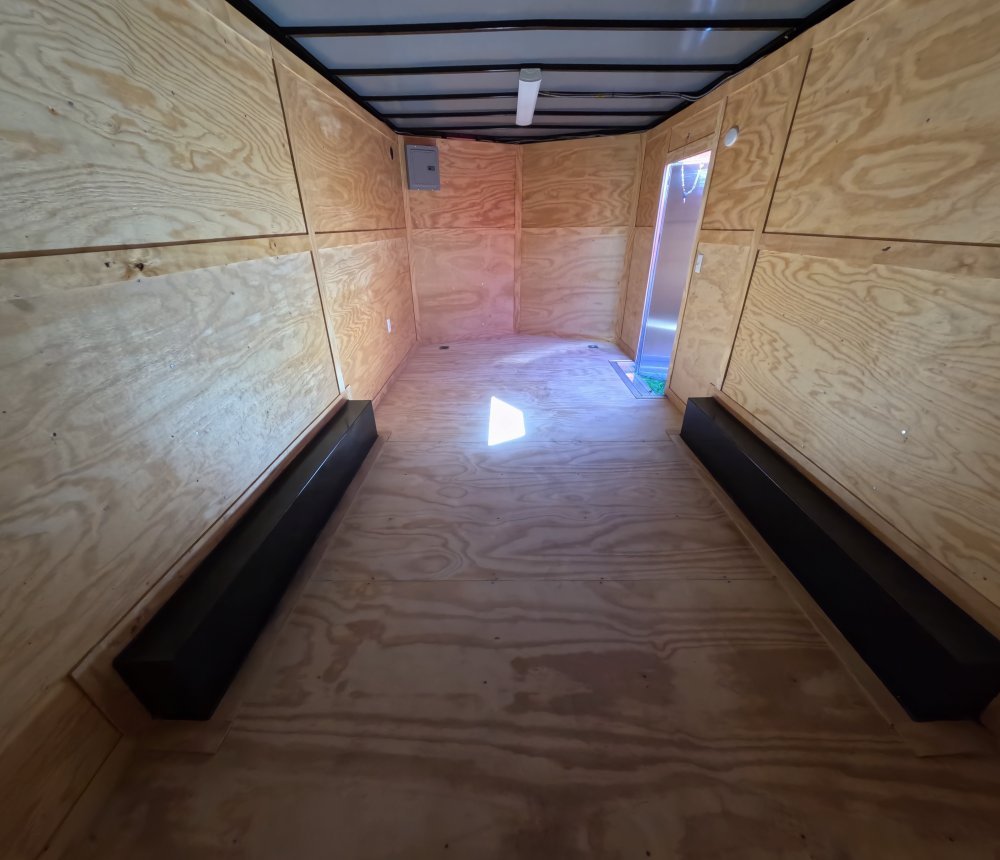 8' 5"x18' Quality Cargo Enclosed Cargo