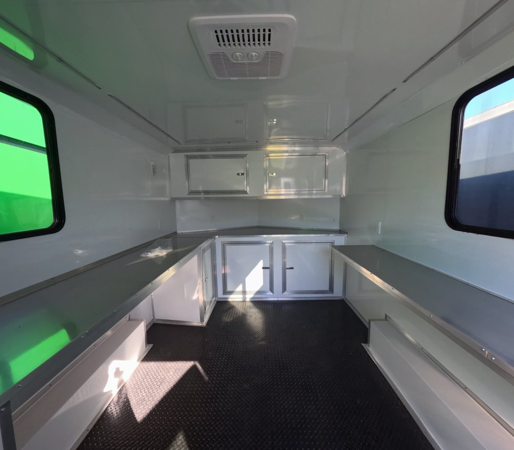 8' 5"x12' Quality Cargo Fiber Splicing Trailer