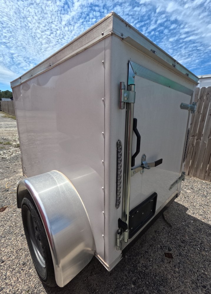 4'x6' Quality Cargo Enclosed Cargo