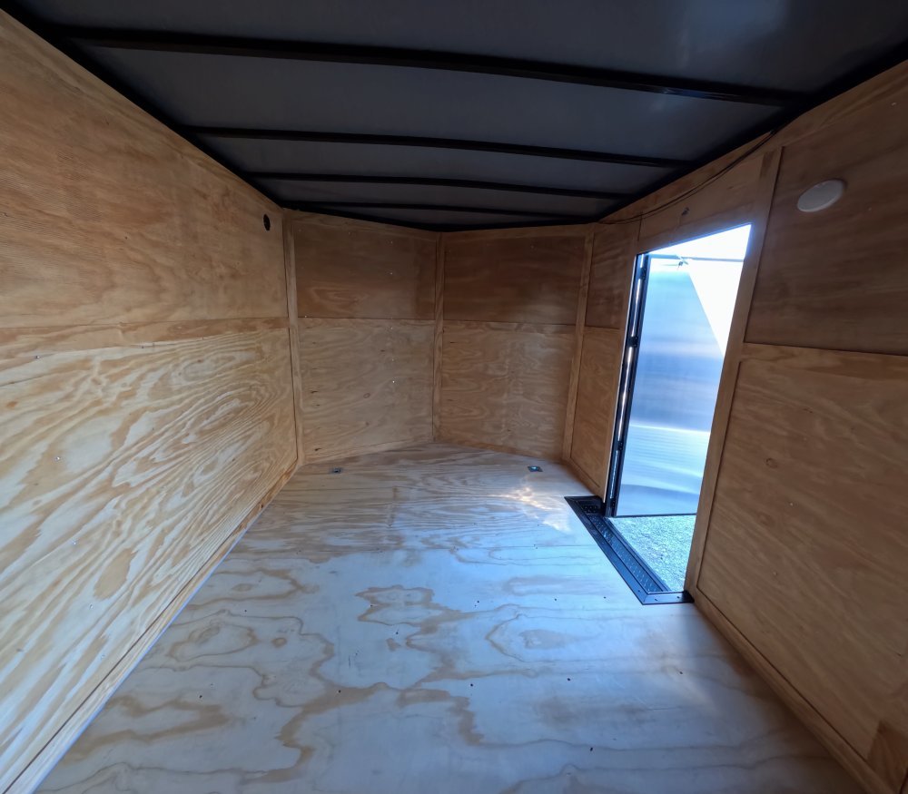 8.5'x24' Quality Cargo Enclosed Cargo