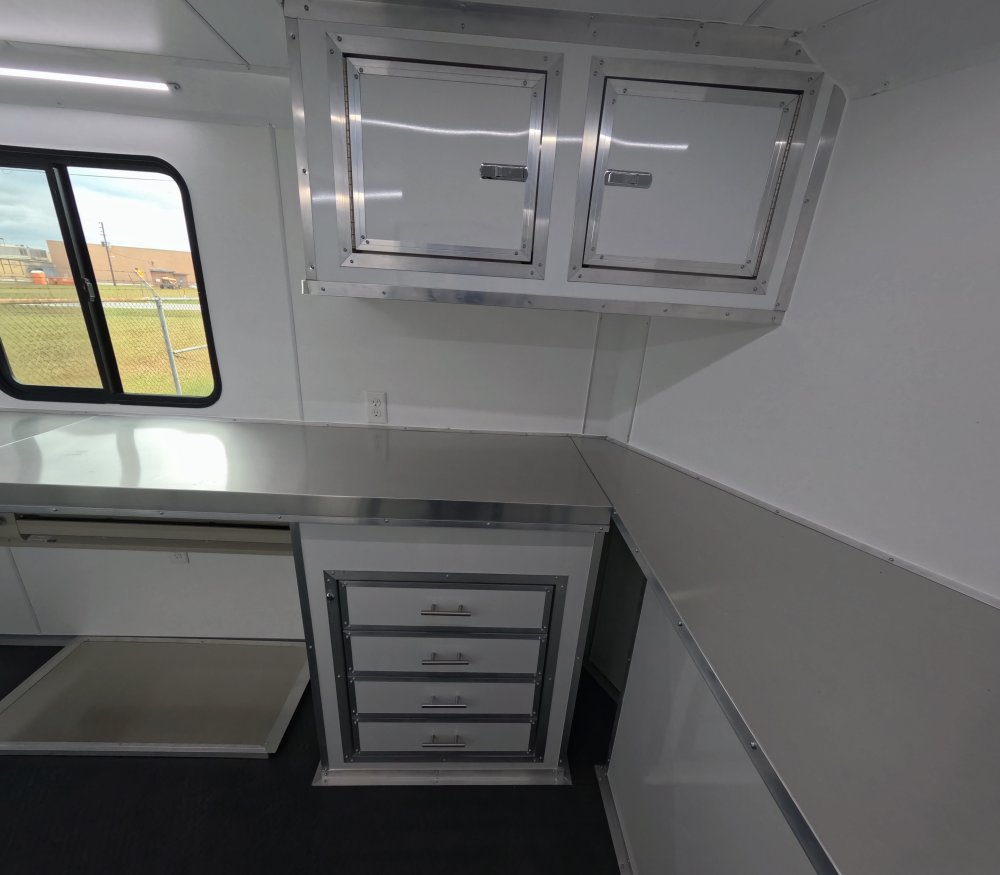 7'x12' Quality Cargo Fiber Splicing Trailer