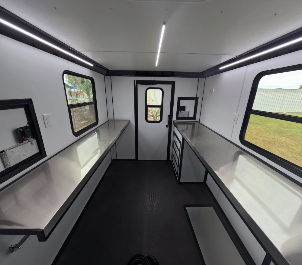 7'x12' Quality Cargo Fiber Splicing Trailer