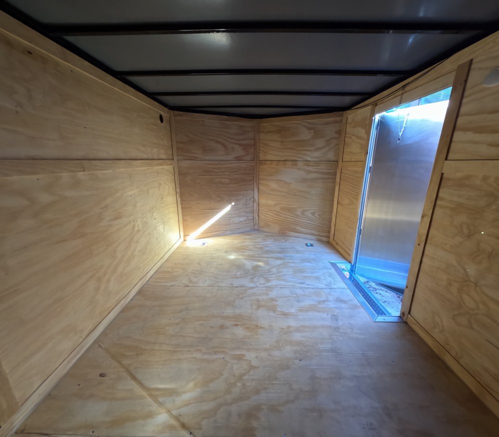 8' 5"x20' Quality Cargo Enclosed Cargo