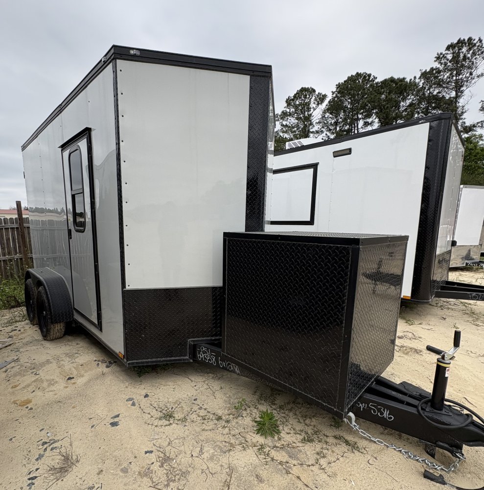 6'x12' Quality Cargo Pet Grooming