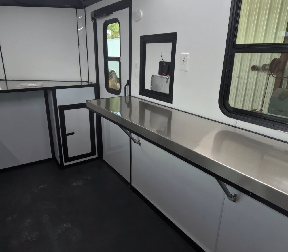 7'x12' Quality Cargo Fiber Splicing Trailer