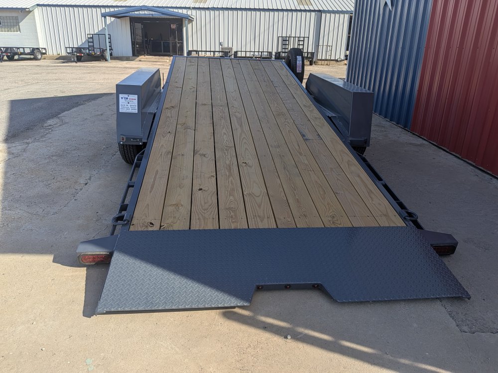 2026 Lamar 83x20 7k Gravity Tilt w/ spare