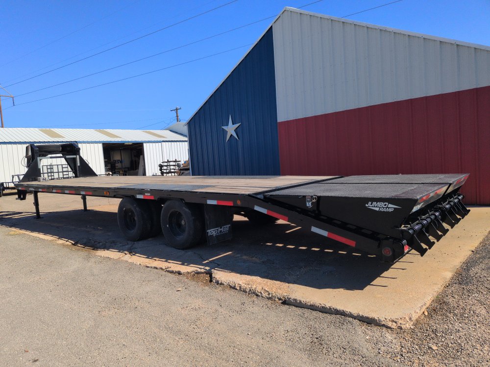 USED 2024 Top Hat 102x36 Gooseneck Hutch Suspension, Mega Ramps