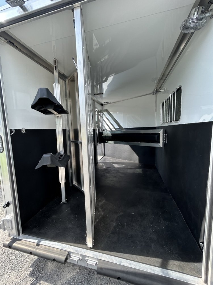 2025 Frontier Trailers 2H Strider Lite Horse Trailer