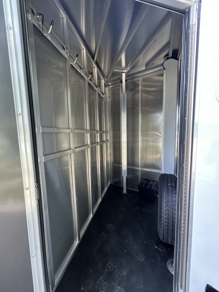 2025 Frontier Trailers 2H Strider Lite Horse Trailer