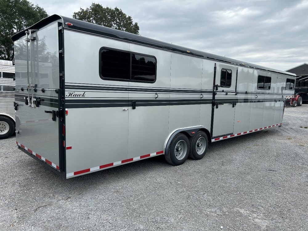 2026 Hawk 6H Head to Head Horse Trailer