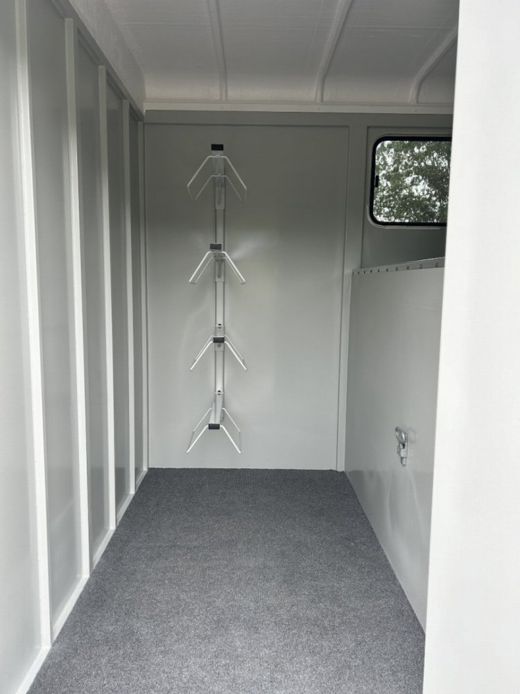 2026 Hawk 6H Head to Head Horse Trailer