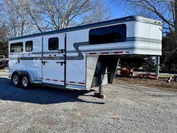2025 Hawk 137 Elite Gooseneck Horse Trailer