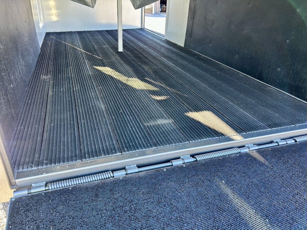 2025 Hawk 137 Elite Gooseneck Horse Trailer