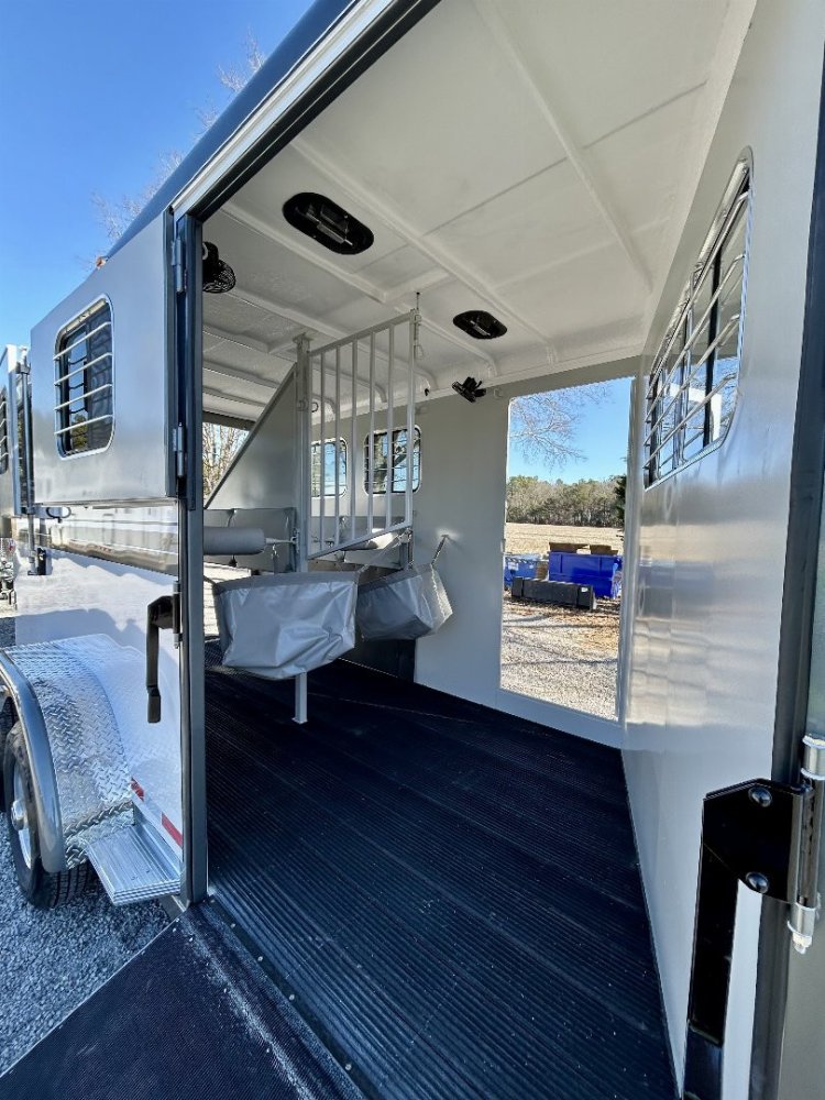 2025 Hawk 137 Elite Gooseneck Horse Trailer