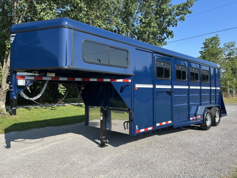 2026 Valley Trailers 4920 4-Horse Trailer