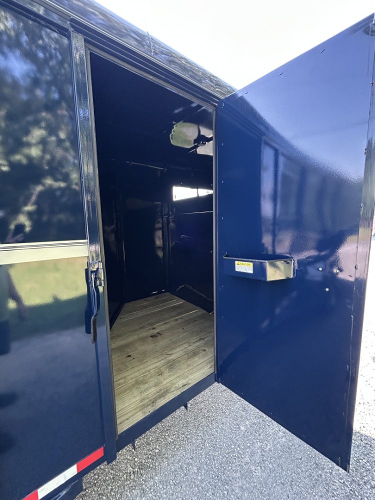 2026 Valley Trailers 4920 4-Horse Trailer