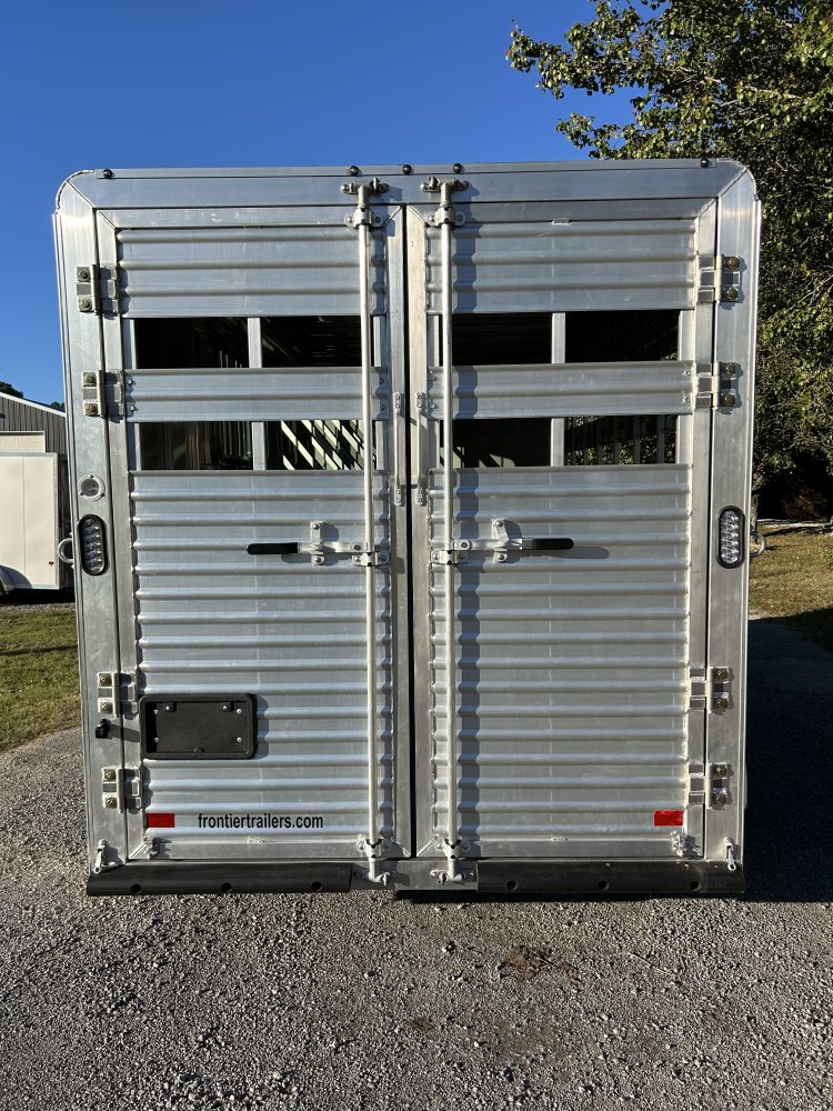 2026 Frontier 3H Slant Bumper Pull