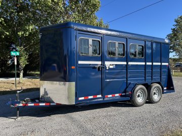 2026 Valley Trailers 3800 Hybrid 3-Horse Bumper Pull Slant