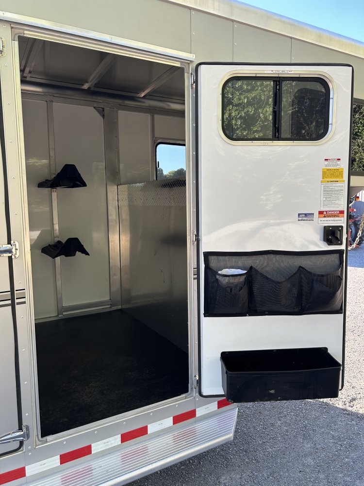 2019 Sundowner Charter 2H Straight-Load GN