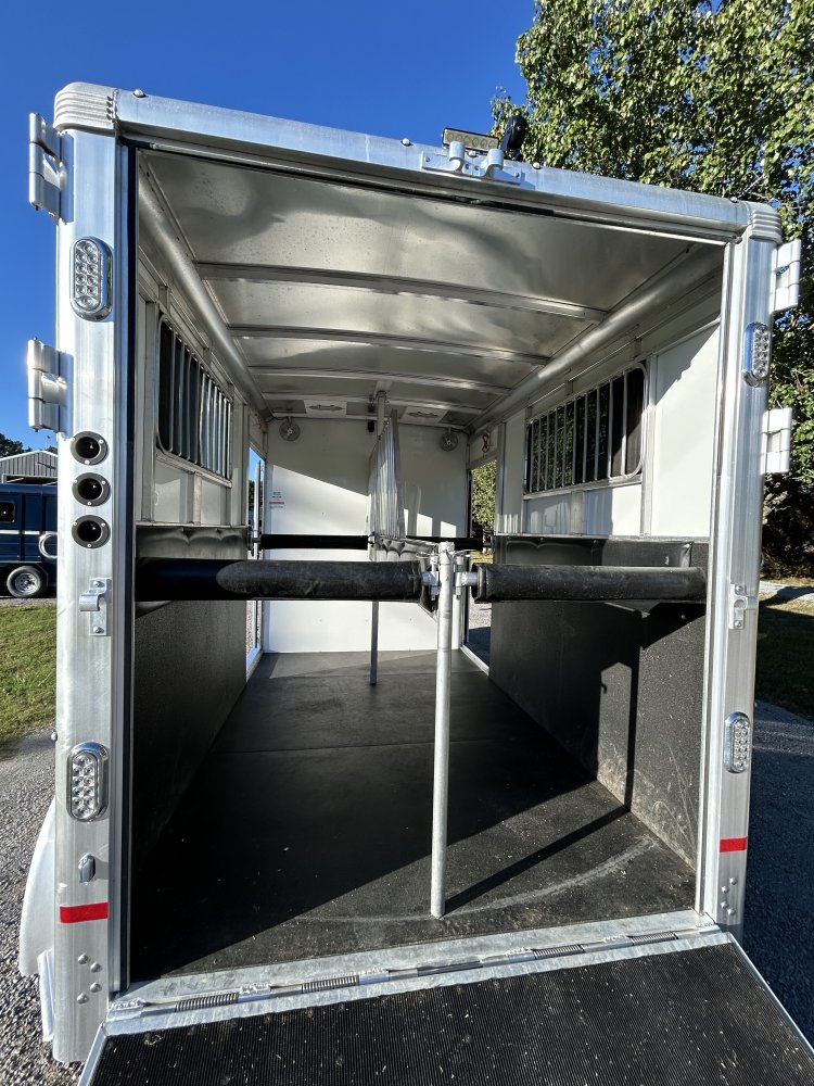 2019 Sundowner Charter 2H Straight-Load GN