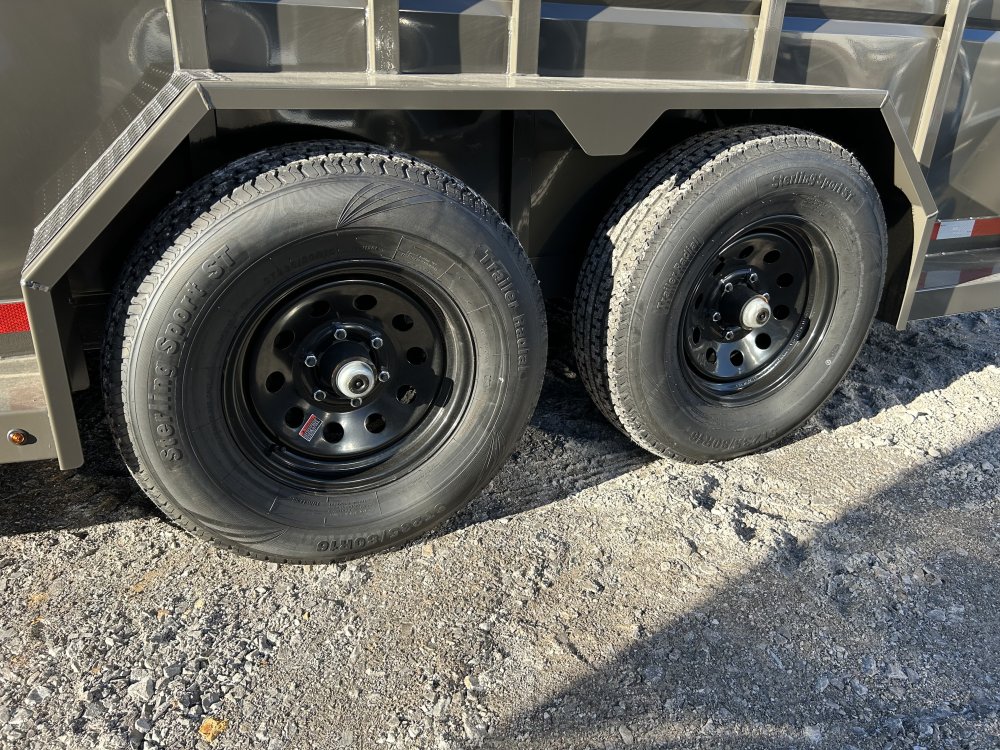 2026 Valley 6' 8"x18' Livestock Trailer