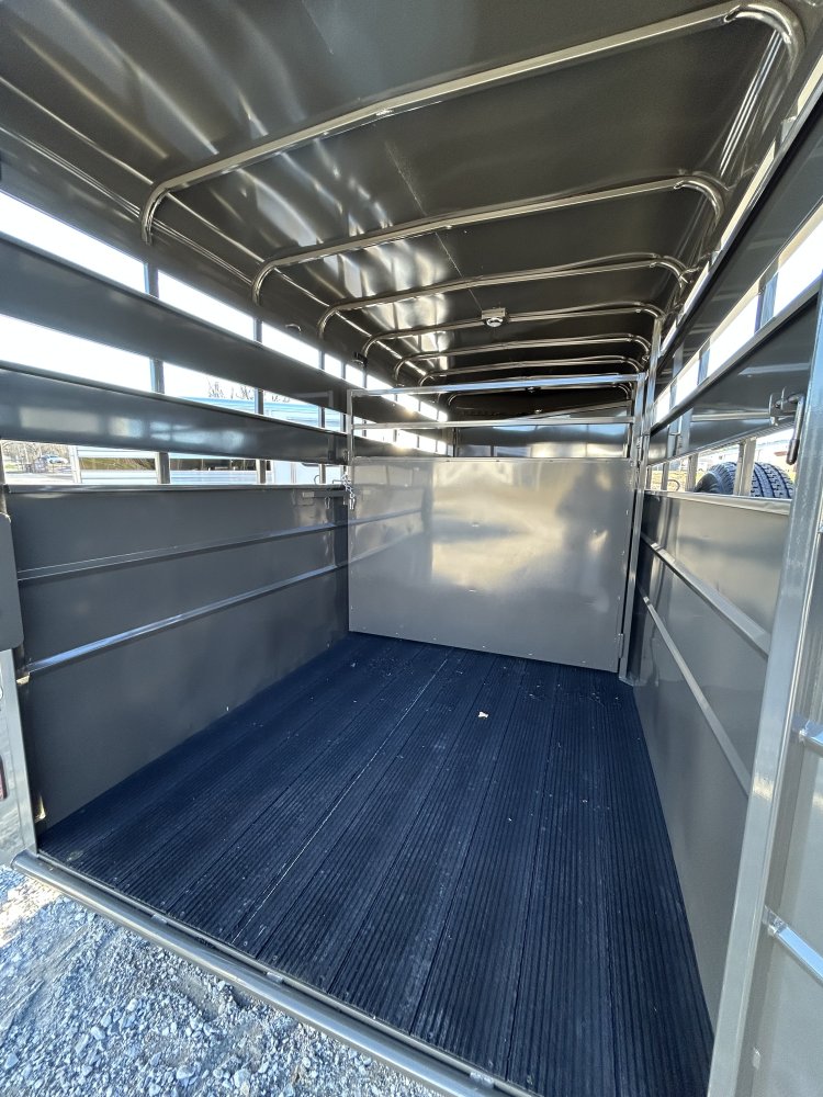 2026 Valley 6' 8"x18' Livestock Trailer