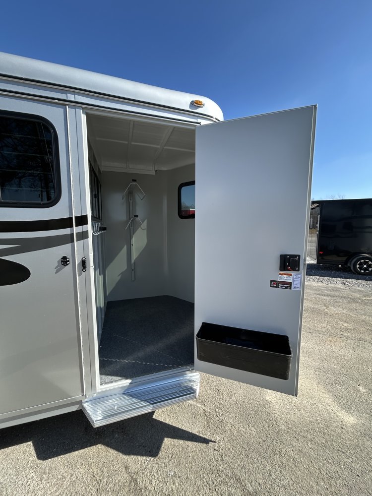 New 2026 Hawk Trailers 100C w/Dress 7'6" Tall