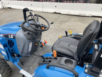 x LS LS Tractor Tractor