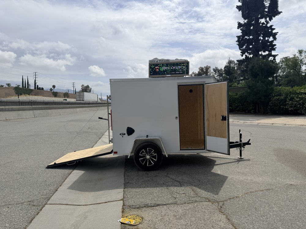 5'x8' Look Enclosed Cargo
