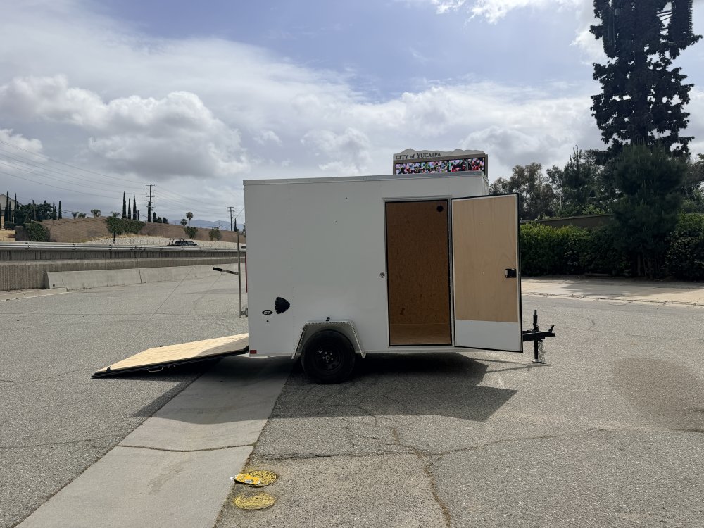 6'x10' Look Enclosed Cargo