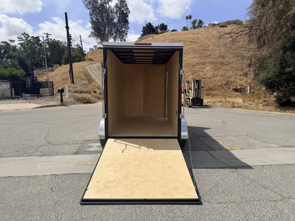 6'x12' Look Enclosed Cargo