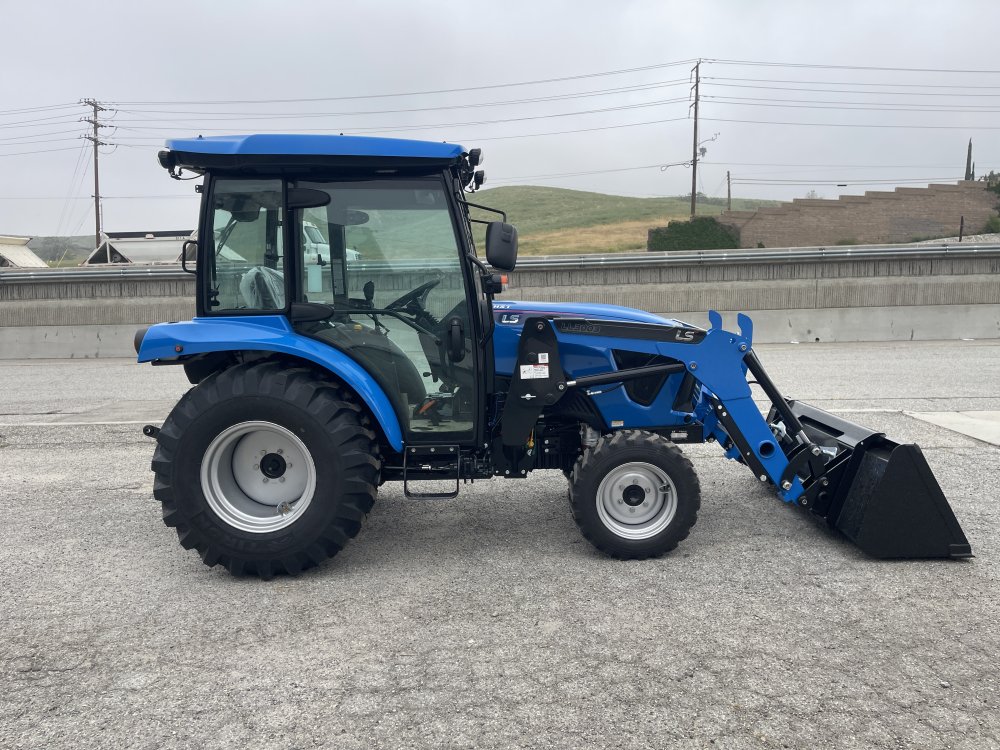 x LS LS Tractor Tractor