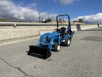 2025 LS MT125HST Tractor