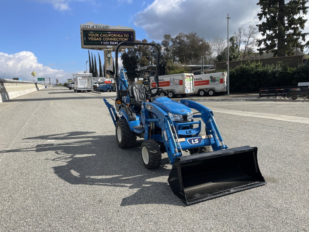 2025 LS MT125HST Tractor