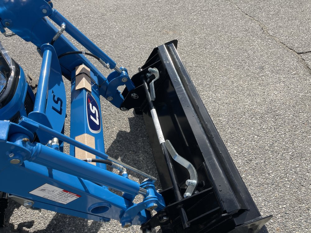 2025 LS MT125HST Tractor