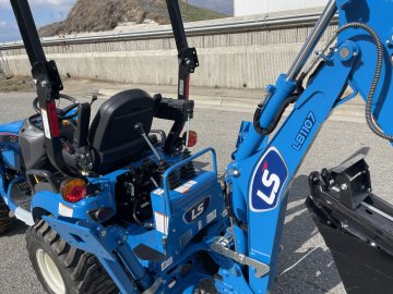 2025 LS MT125HST Tractor
