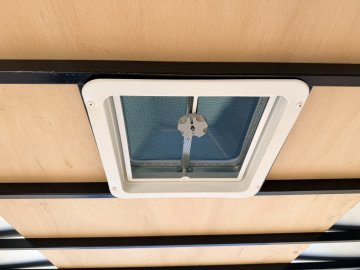 8.5'x20' Look Enclosed Car Hauler