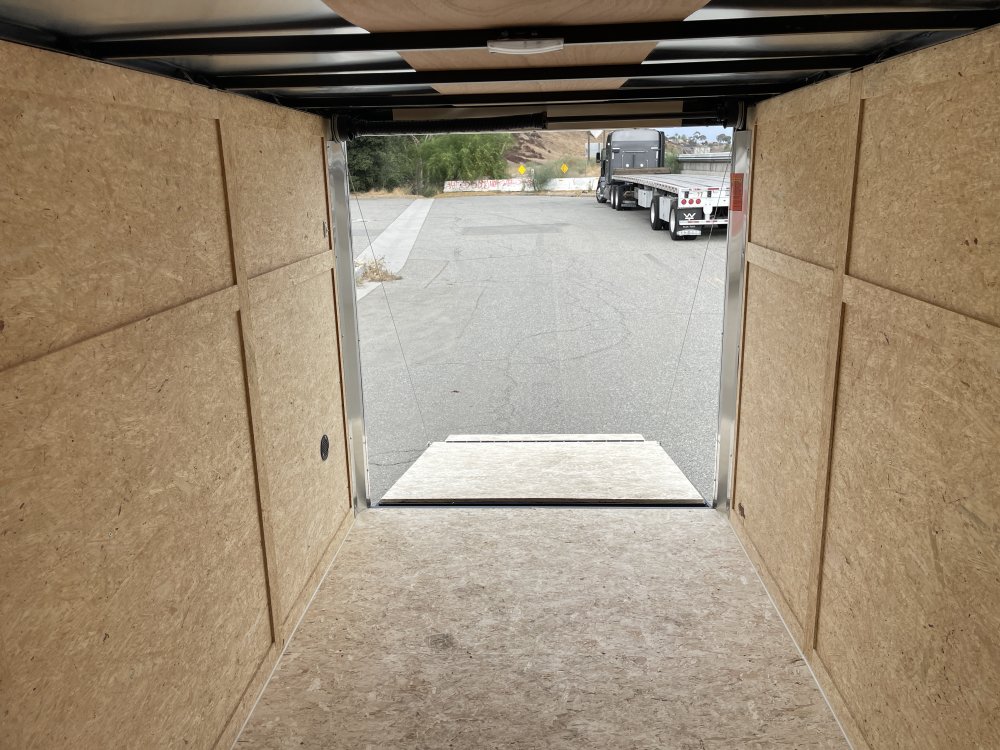 6'x12' Look Enclosed Cargo