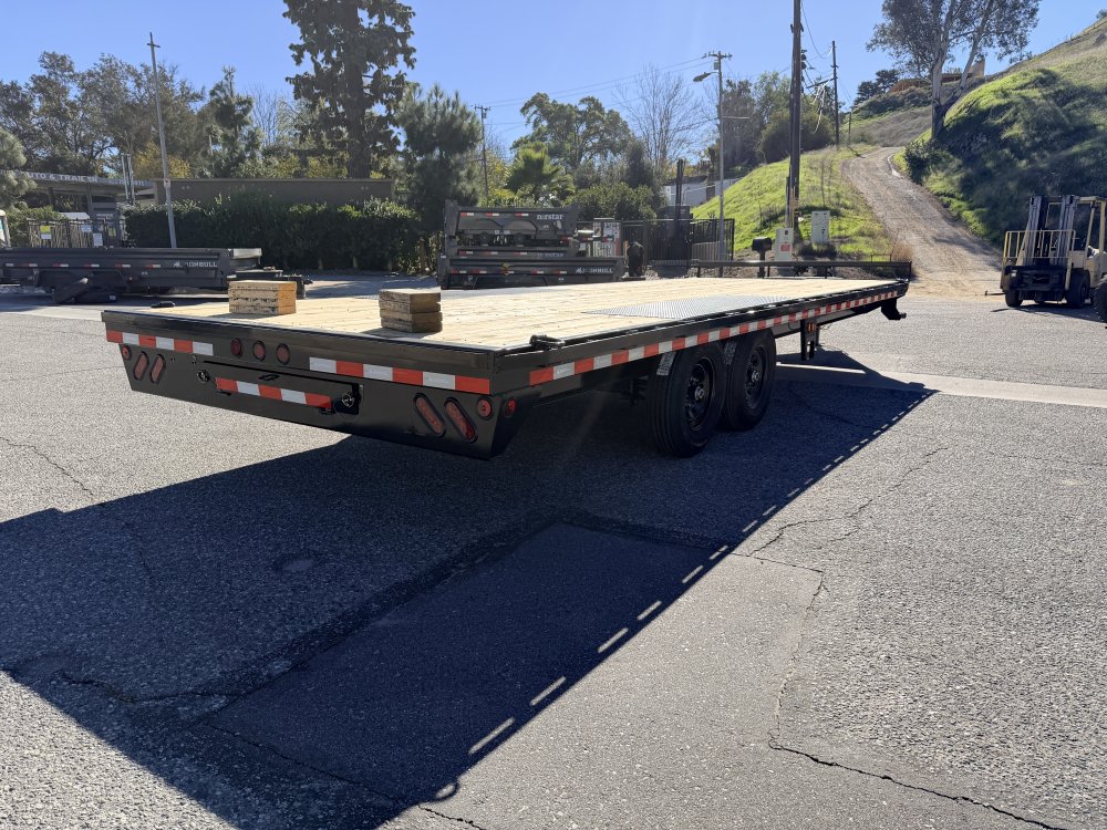 102"x24' IronBull Equipment Trailer