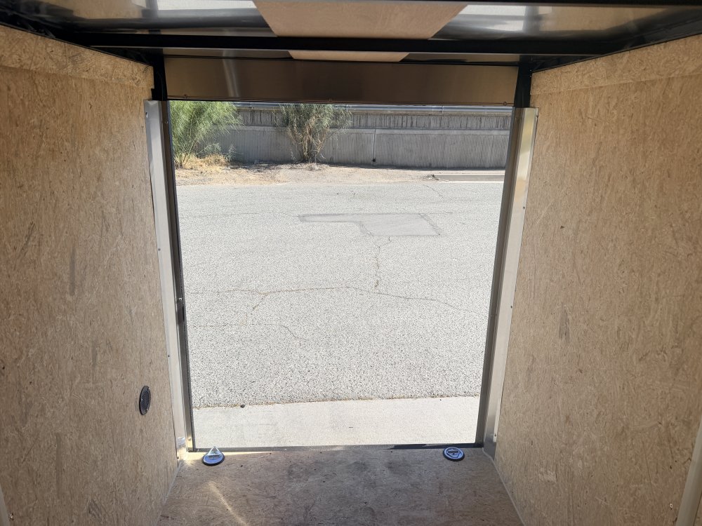5'x8' Look Enclosed Cargo
