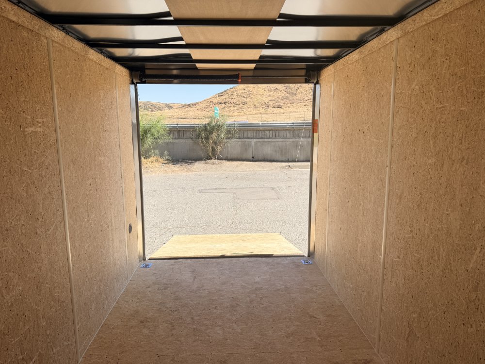7'x14' Look Enclosed Cargo